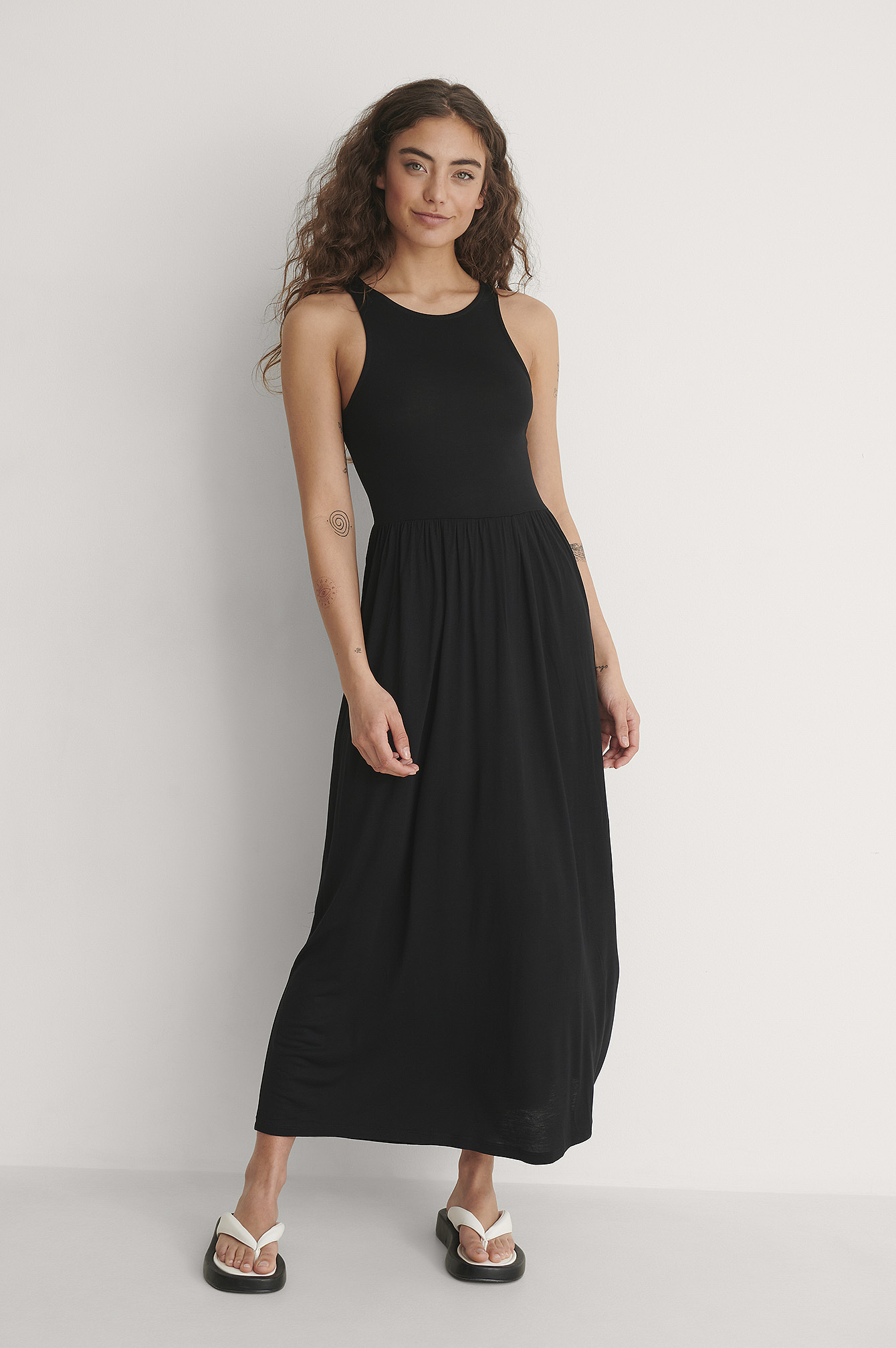 Flowy Midi Dress Black | na-kd.com
